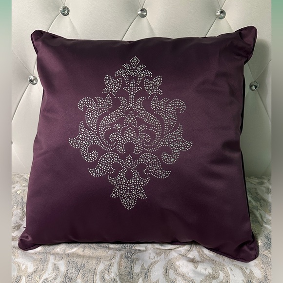 Set of 4 Accent Pillows - Picture 3 of 4